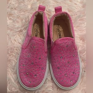 Size 9 pink shoes with sparkles